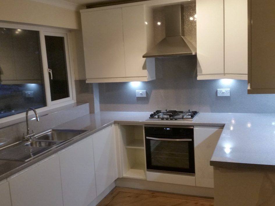 Cartmel country shaker kitchen — island